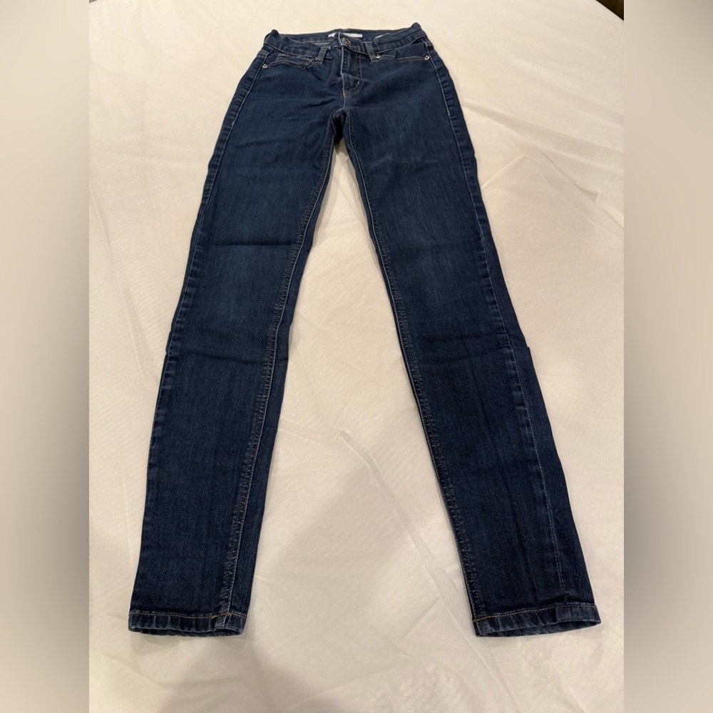 Dynamite denim style Kate size 25 skinny stretched jeans